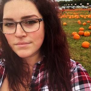 Meet your Posher, Katelyn